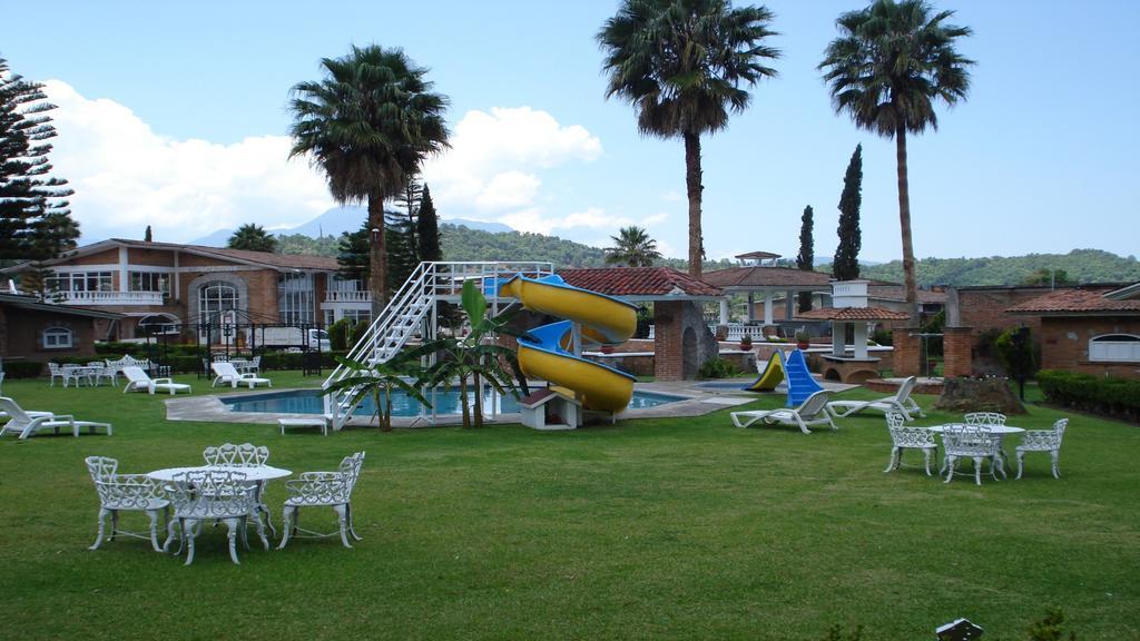 Hotel Villa Monarca Inn Zitacuaro Ngoại thất bức ảnh