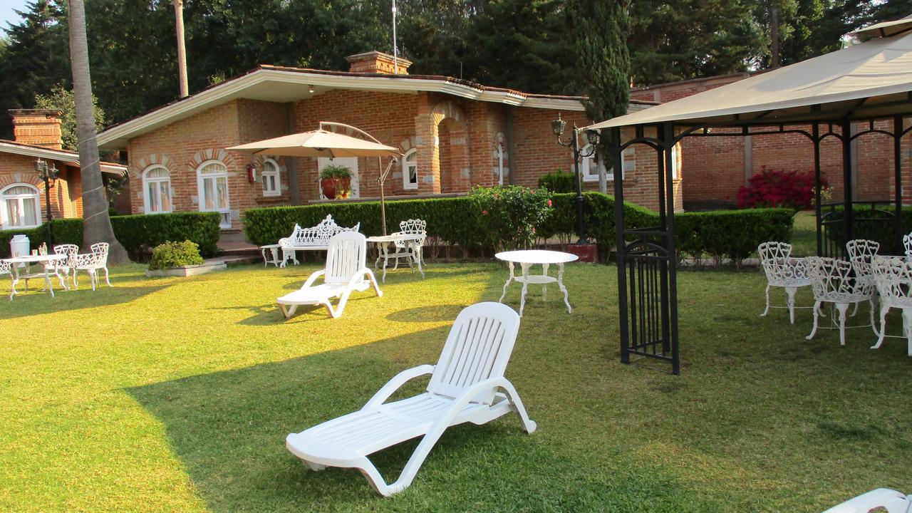 Hotel Villa Monarca Inn Zitacuaro Ngoại thất bức ảnh
