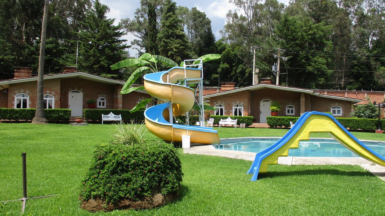 Hotel Villa Monarca Inn Zitacuaro Ngoại thất bức ảnh
